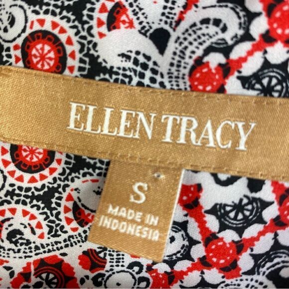 Ellen Tracy Multi Print Ruffle Front Blouse Small Red Black 3/4 Button - Picture 10 of 11